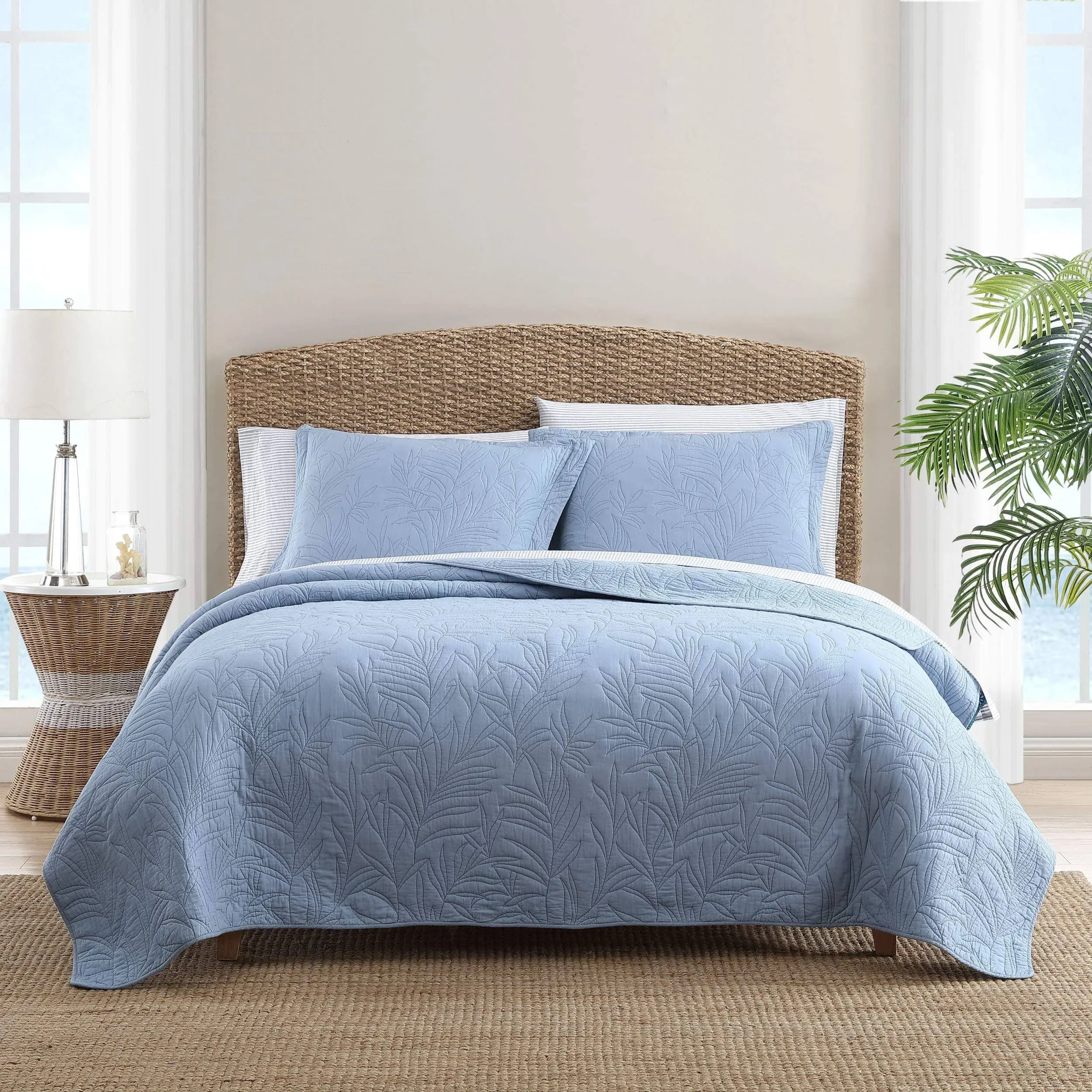 Tommy Bahama Solid Costa Sera Cotton Quilt, Blue, Full/Queen