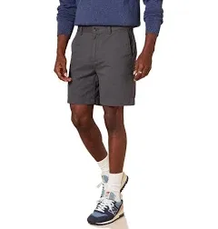 Amazon Essentials Men's Slim-Fit 7" Short