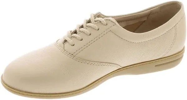 Easy Spirit Women's Motion Leather Oxford