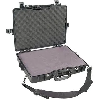 Pelican 1495CC1 Deluxe Watertight Notebook/Lapto<wbr/>p Computer Case, Black