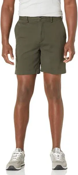 Amazon Essentials Men's Slim-Fit 7" Short