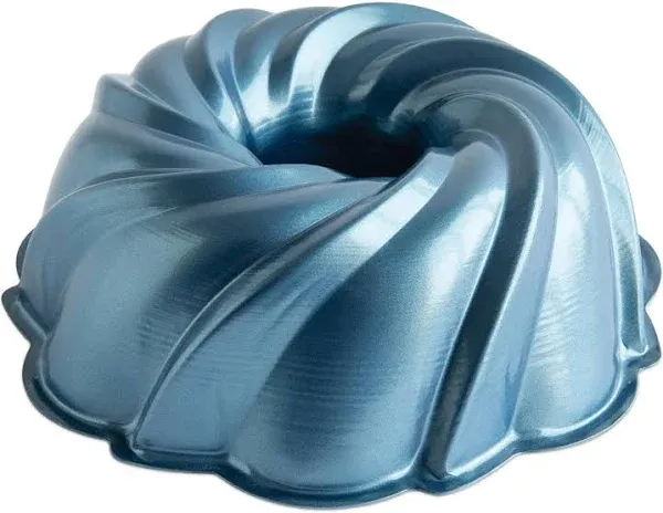 Nordic Ware Formed Swirl Bundt Pan