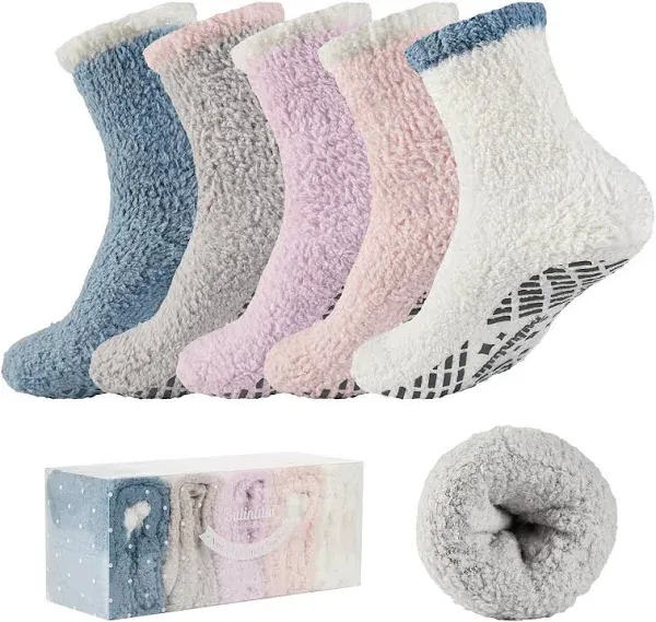 Women's Fuzzy Slipper Socks with Grippers (3 Pairs)