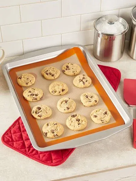 Mrs. Anderson&#039;s Non stick Silicone Baking Mat FITS 13 X 18 SHEETS US HALF SIZE