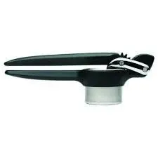 Chef'n FreshForce Potato Ricer Press, Dishwasher Safe in Black