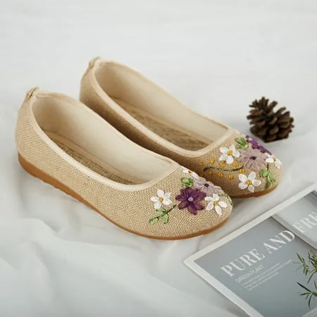 Women Classic Floral Print Embroidered Shoes Chinese Style Ballet Flats Shoes Slip on Shoes