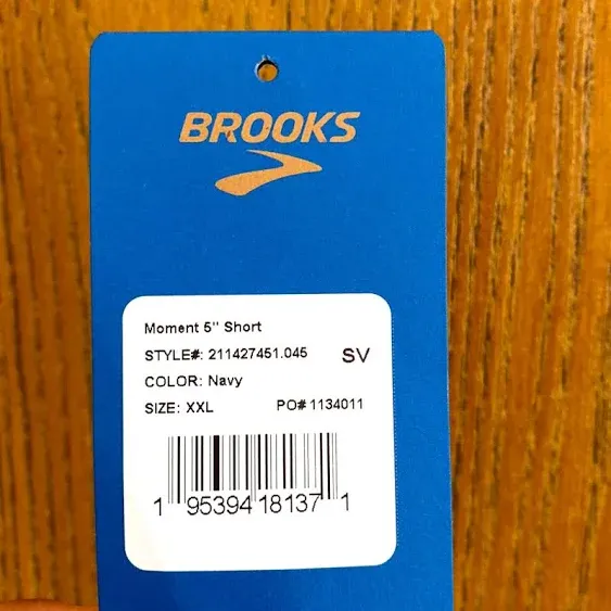 Brooks Moment 5" Shorts