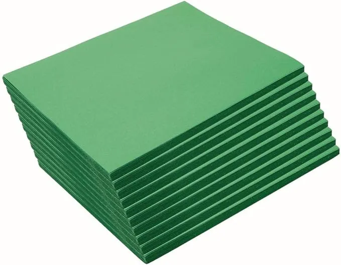 Heavyweight Holiday Green Construction Paper, 9 inch x 12 inch, 500 Sheets, Size: 9 x 12