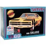 Skill 2 Model Kit 1969 Ford Galaxie 3-in-1 Kit 1/25 Scale Model by AMT